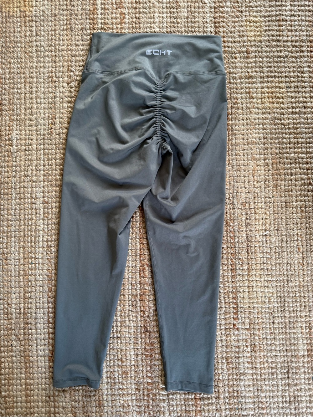 ECHT High Waisted Scrunch Butt Leggings Gray Seamless Compression Women’s